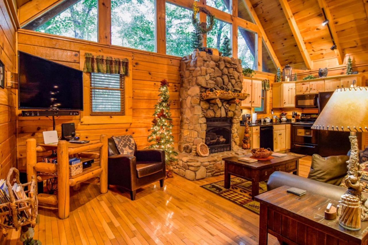 Beary Cozy Cabin Sevierville Buitenkant foto